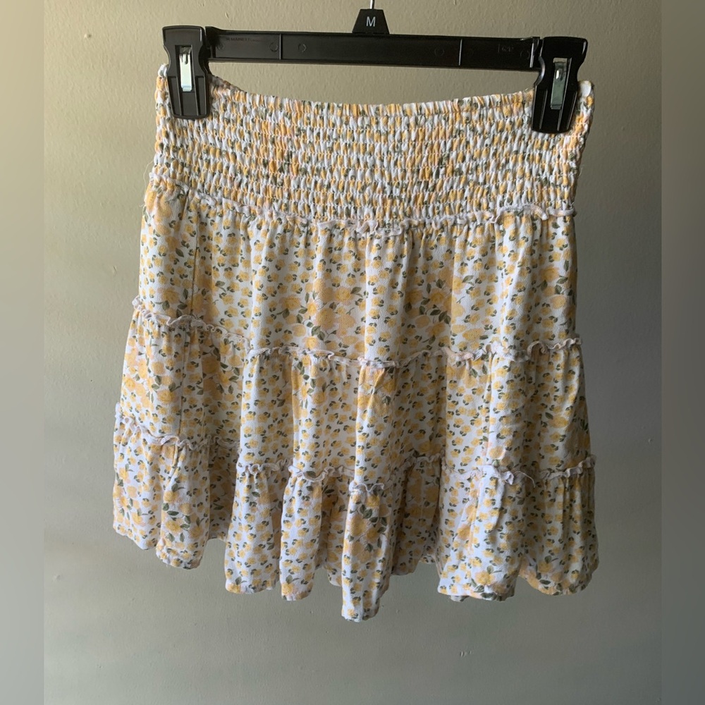 American Eagle Yellow Floral Mini Skirt Size XSmall
